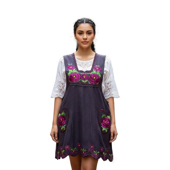 Mexican Folkloric apron embroidered  one of a kind HEART pockets - Picture 10 of 10